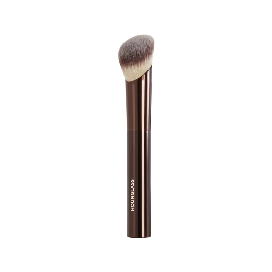 Hourglass Ambient Soft Glow Foundation Brush