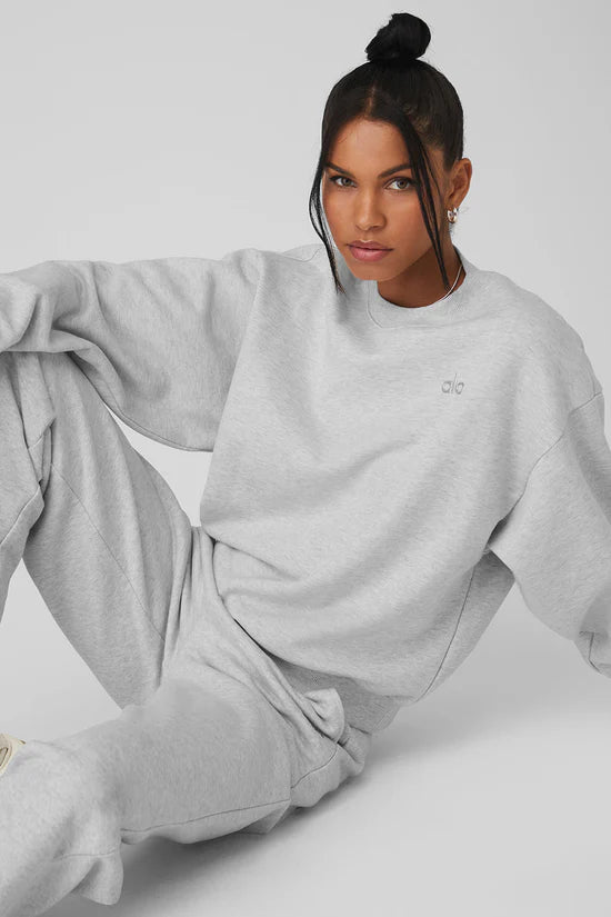 Alo Yoga Accolade Crew Neck Pullover - Athletic Heather Grey