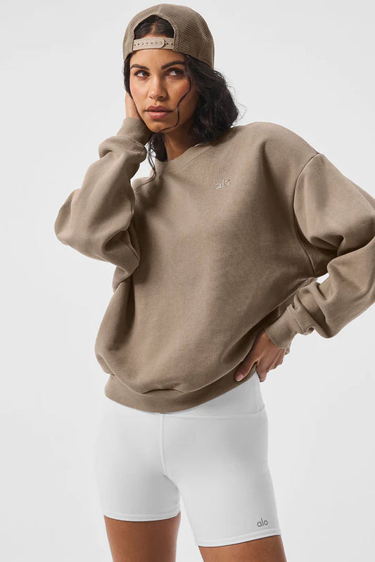 Alo Yoga Accolade Crew Neck Pullover - Gravel