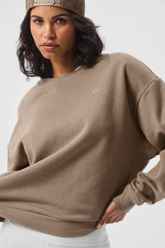 Alo Yoga Accolade Crew Neck Pullover - Gravel