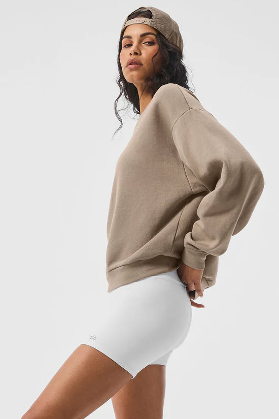 Alo Yoga Accolade Crew Neck Pullover - Gravel